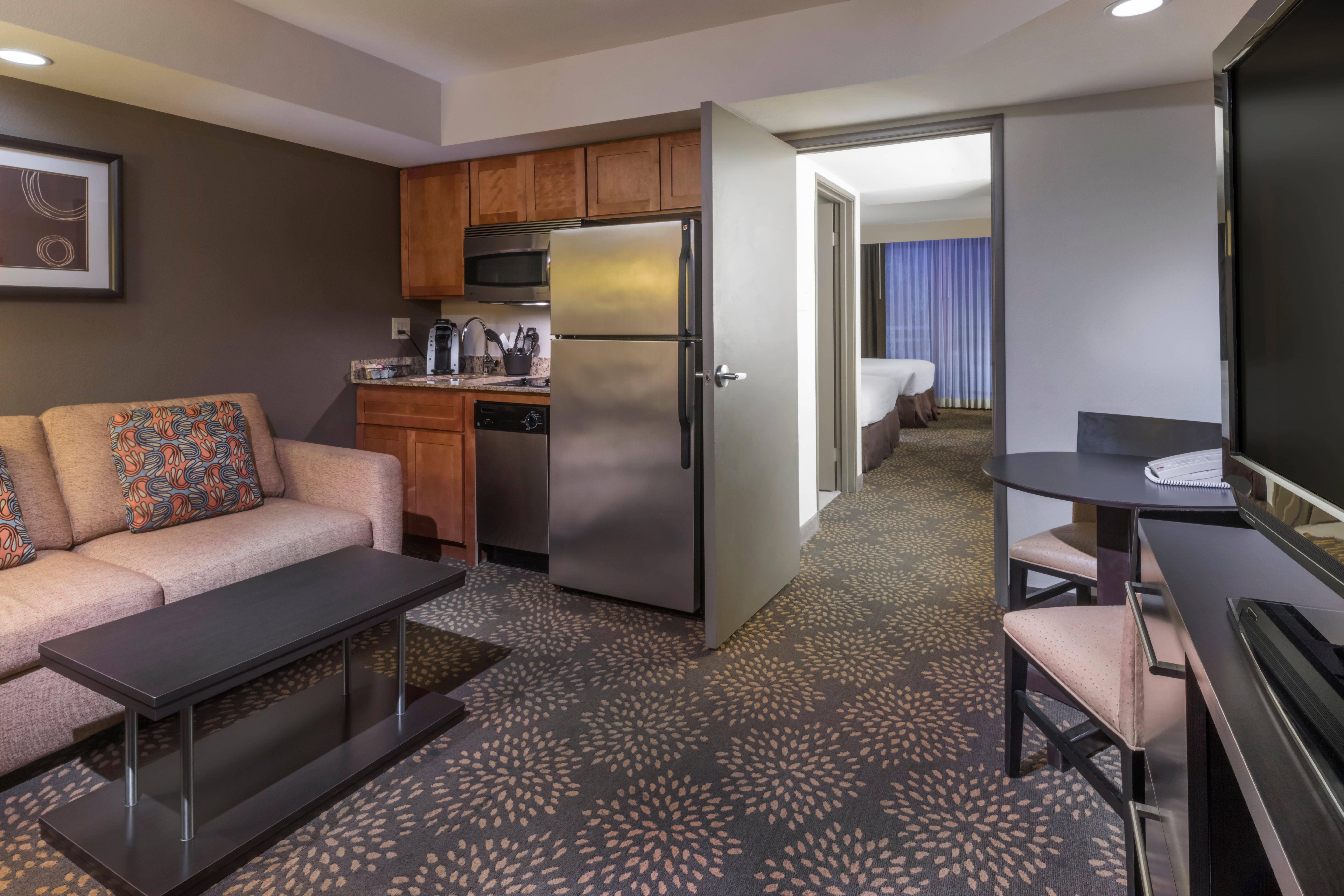 Holiday Inn And Suites Phoenix Airport North By Ihg Exterior photo